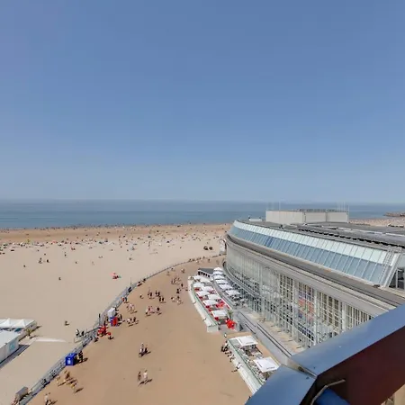 Luxury With Seaview Apartment *