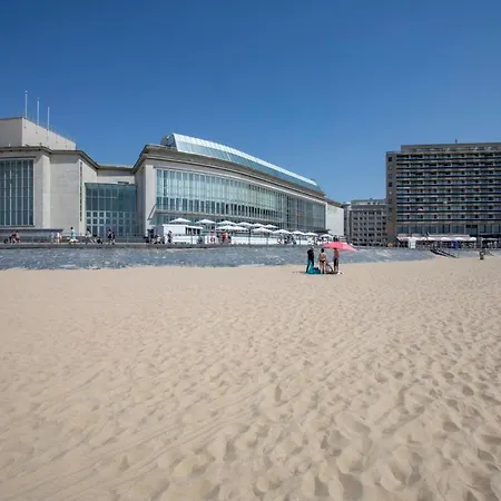 Luxury With Seaview Apartament *